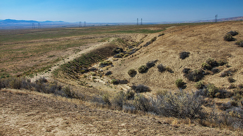 Wallace Creek off-set stream bed