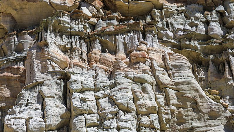 Unusual rock formations near Zebra hoodoo